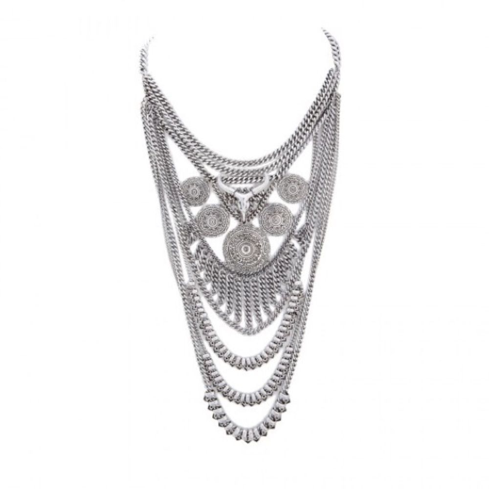 Statement necklace